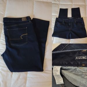 American Eagle Jegging, Dark Wash, 18 Short, GUC